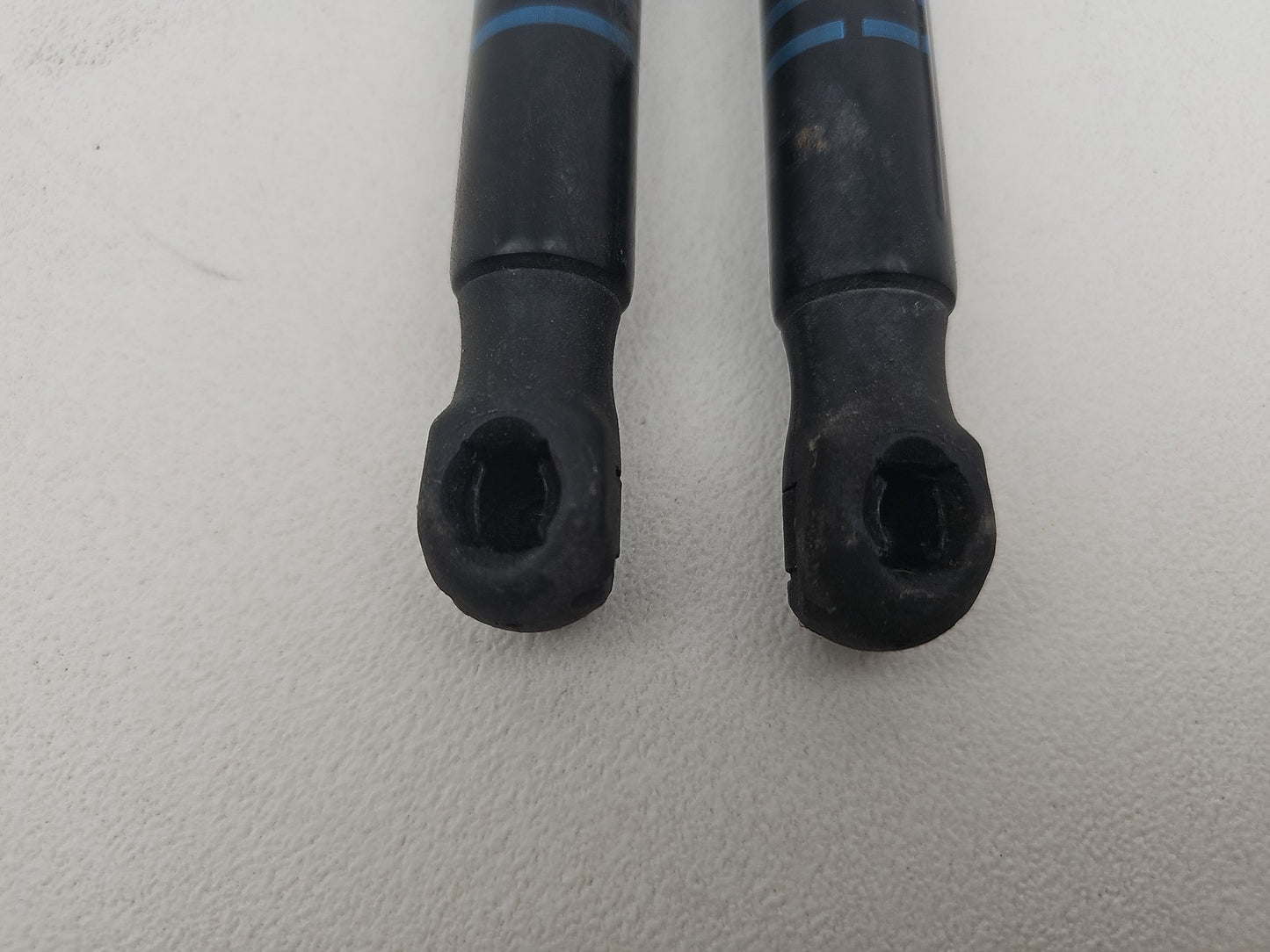 BMW 1 2 3 4 SERIES F20 F21 F22 F30 F31 F32 BONNET STRUT RAM 7239233