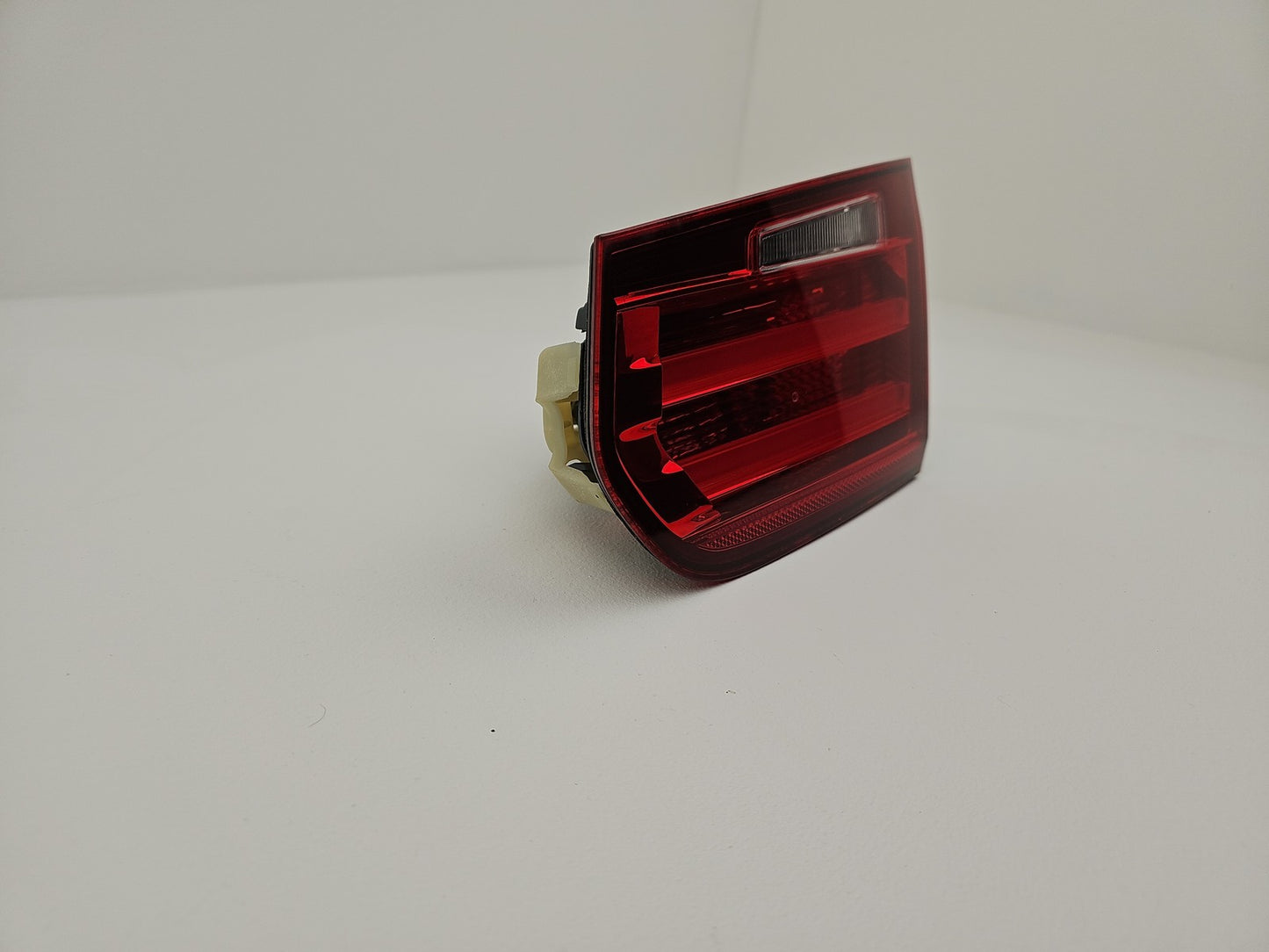 2014 BMW LUXURY AUTO Lamp Assembly Rear Inner RH 3 Series F30 4 Doors Saloon