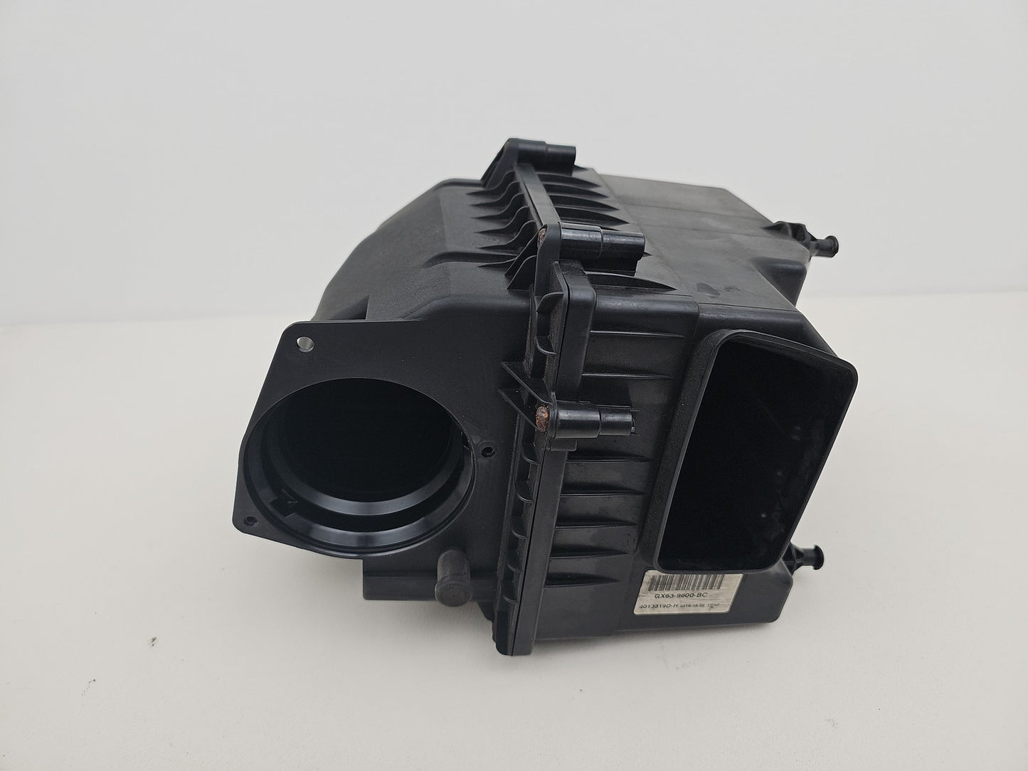 JAGUAR XE 2016 2.0 DIESEL AIR FILTER BOX HOUSING GX63-9600-BC