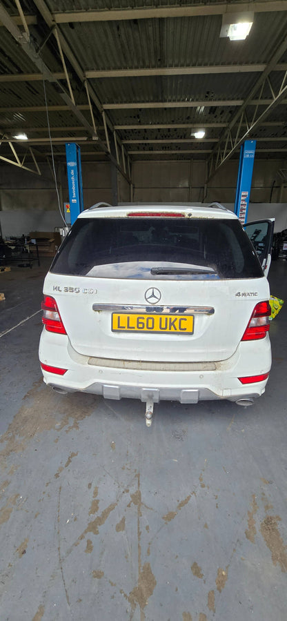 2010 Mercedes-Benz Ml350 Spt Cdi Blueef-Cy A Rear Bumper - photo 10