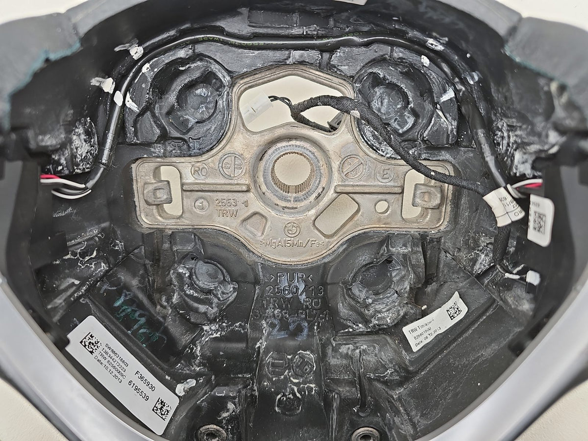 Steering Wheel 9