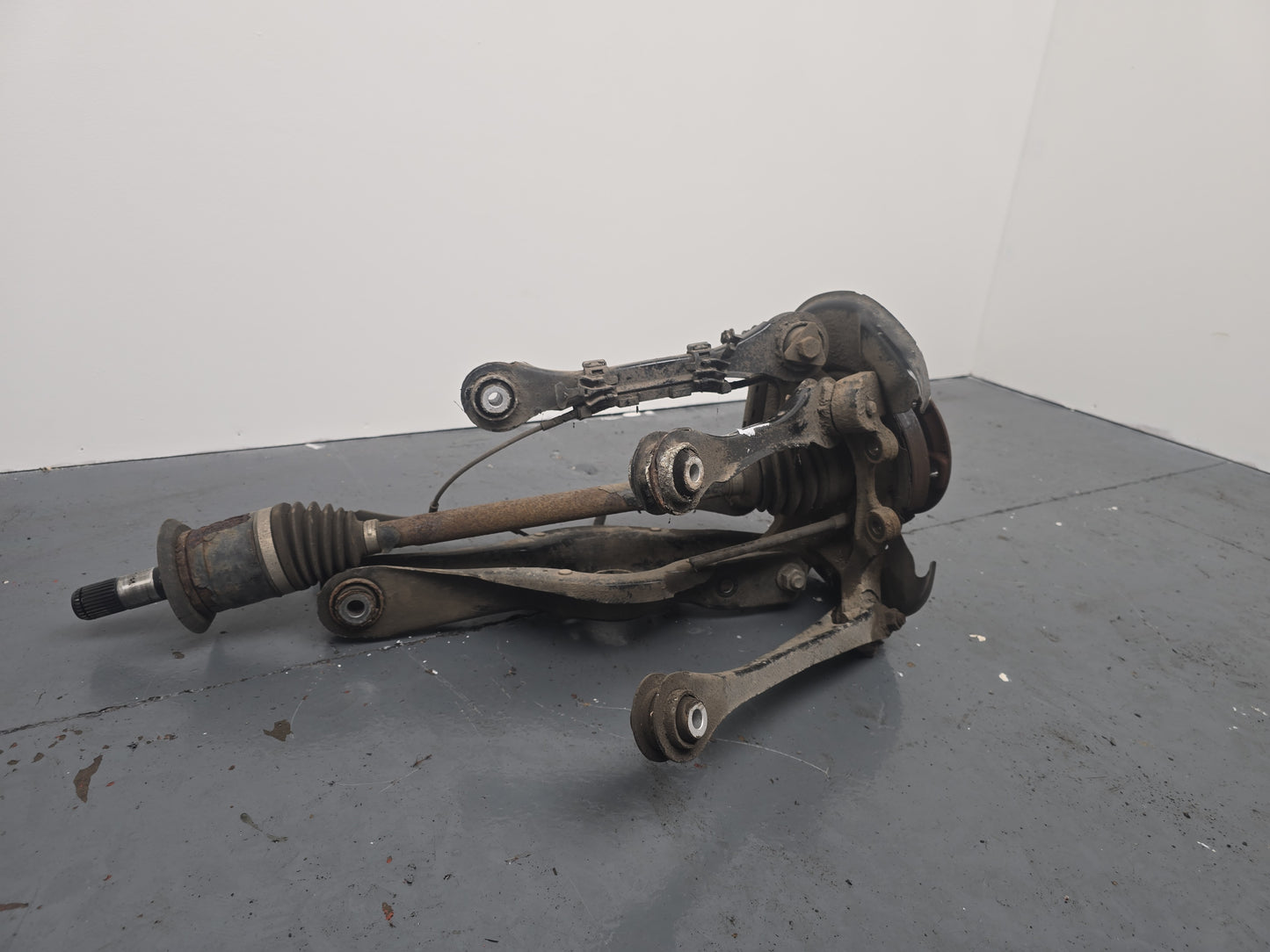Wheel Hub Rear LH 5