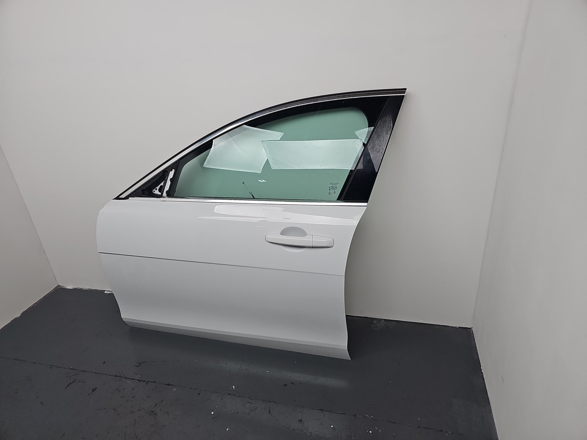 Door Front LH 3