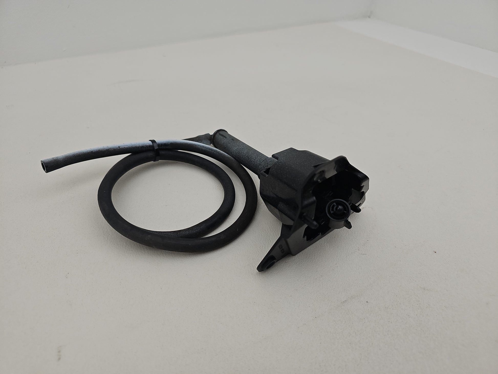 Headlamp Washer Jet RH 3
