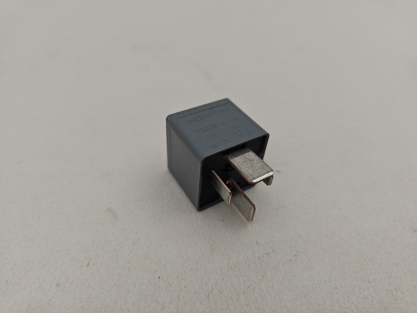 Dh22-14b192-Ea Land Rover Jaguar 4-Blade Grey Relay 70a 12v Tyco V23136-J4-X89 - photo 3