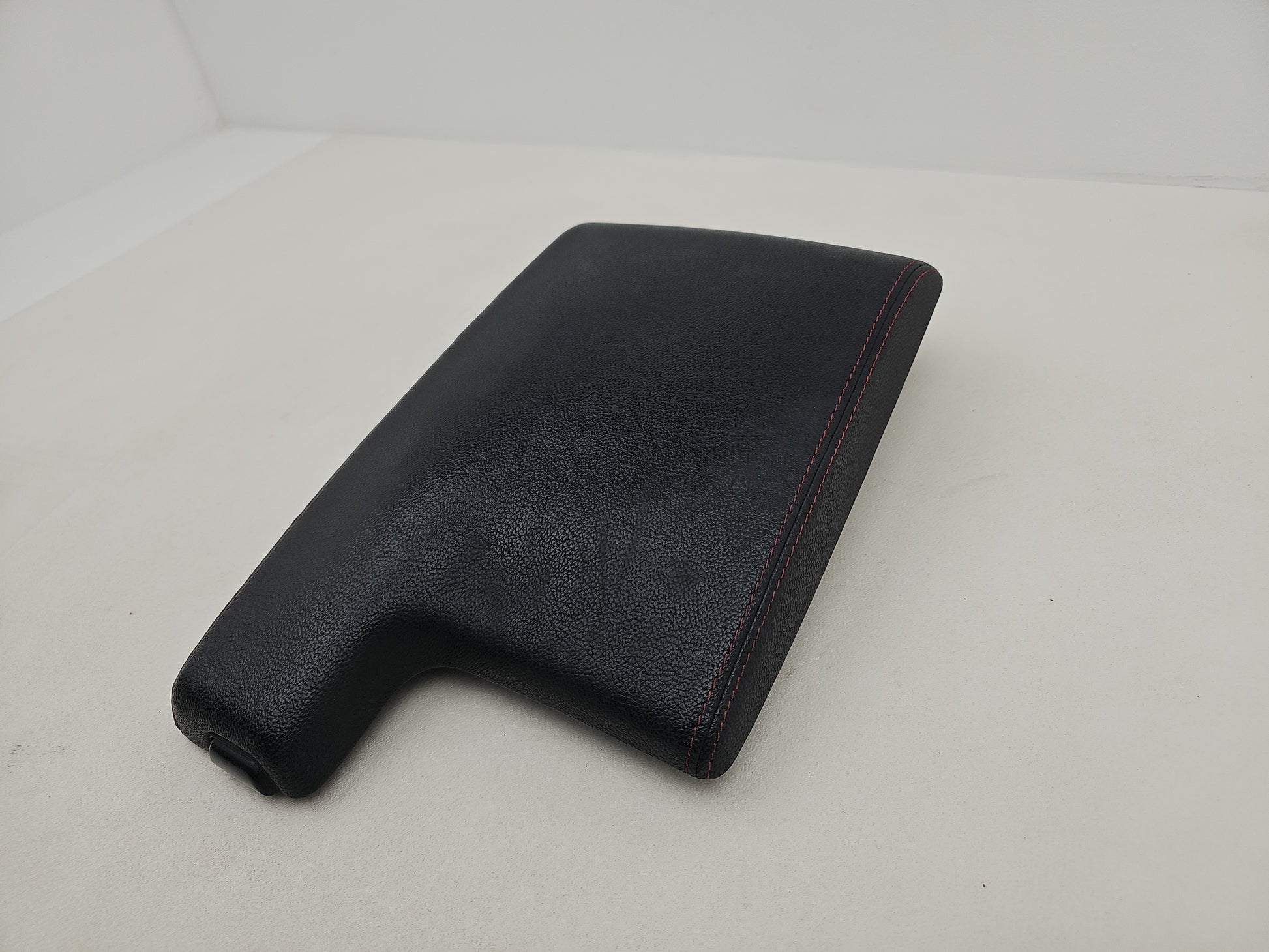 Centre Console Armrest 3