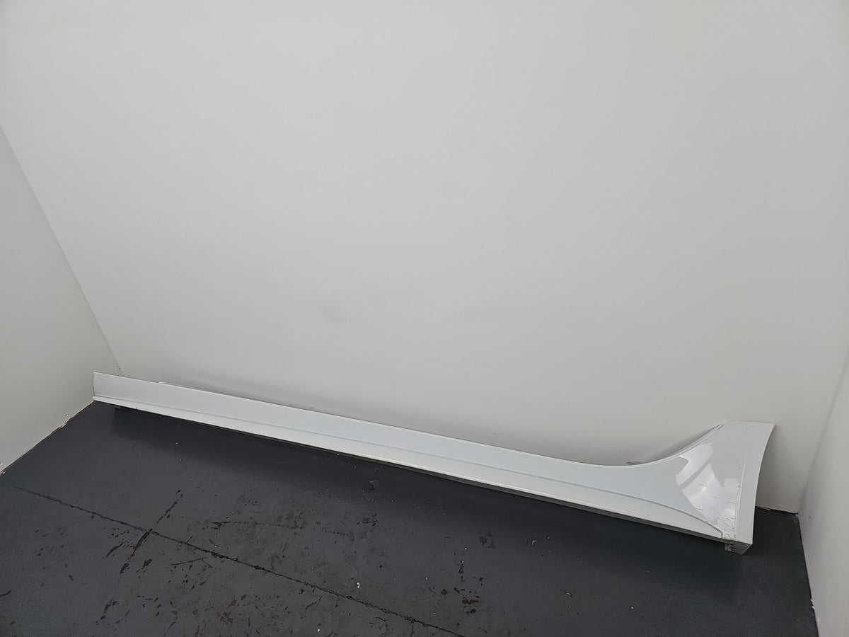 Side Skirt LH 3