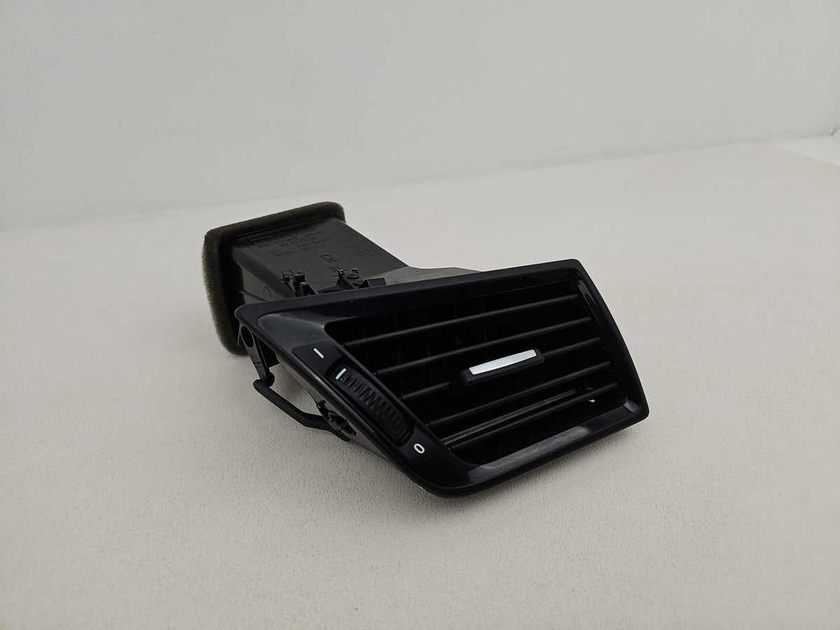 Facia Vent RH 3