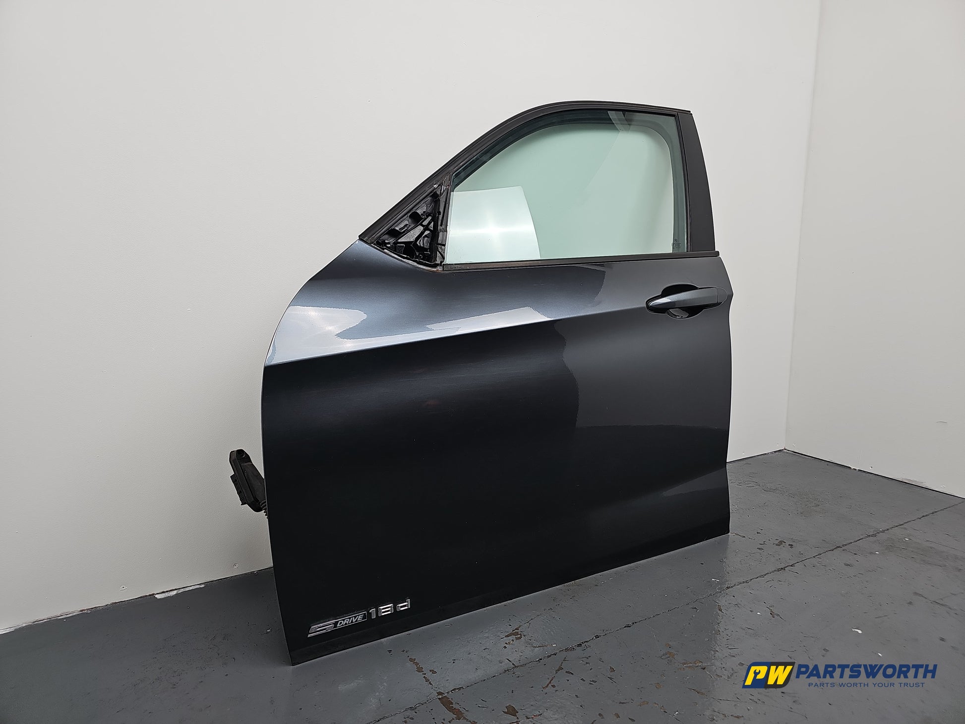 Bmw X1 E84 Left Front Door Passenger N/S Mineral Grey B39 2009-2015 Oem Genuine - photo 3