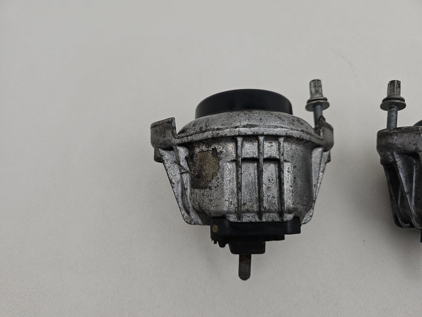 Set Of Engine Mounts LH + RH 3