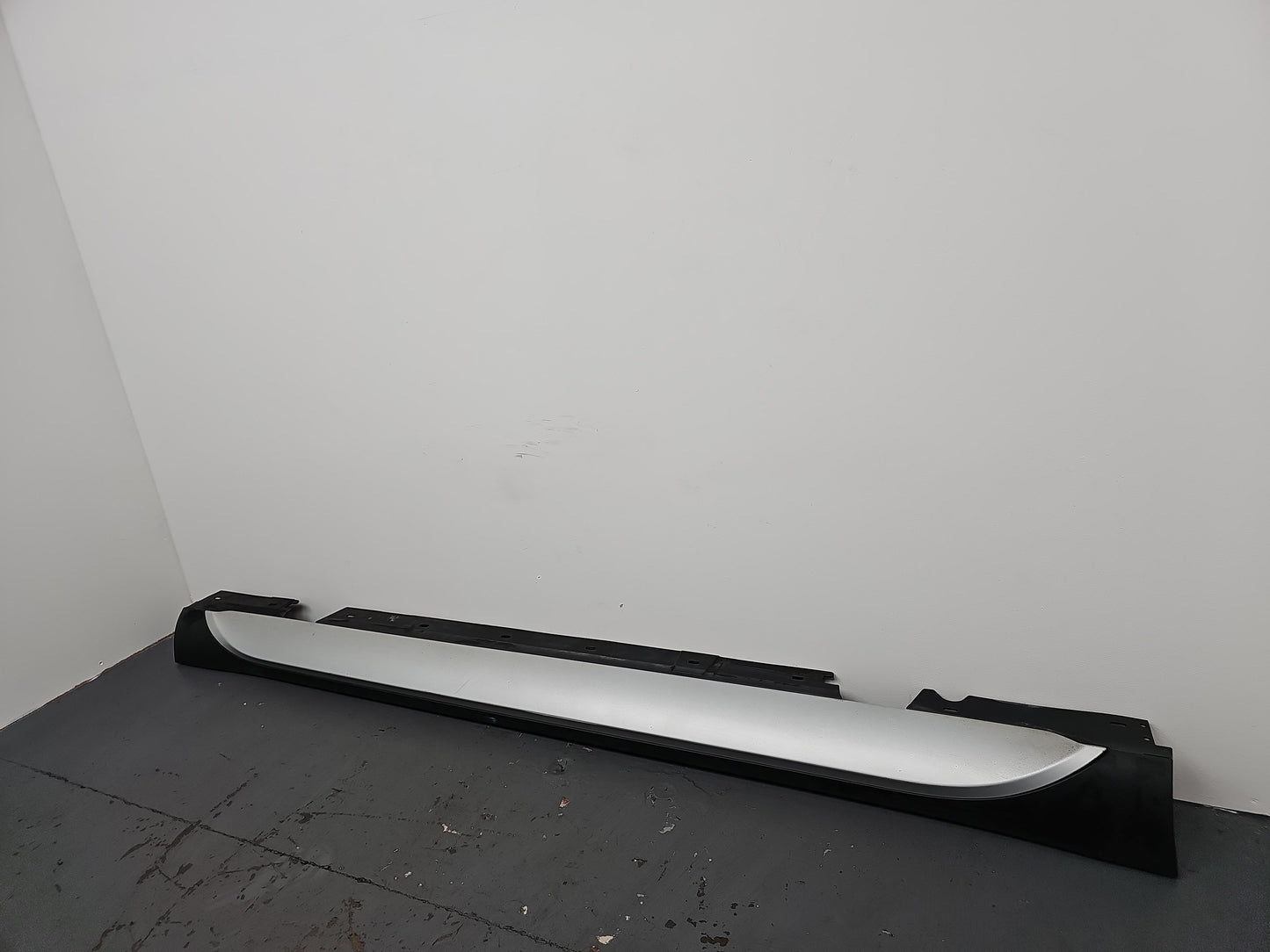 2012-2014 Bmw X1 E84 Driver Right Side Skirt Sill Cover 2990600 - photo 3