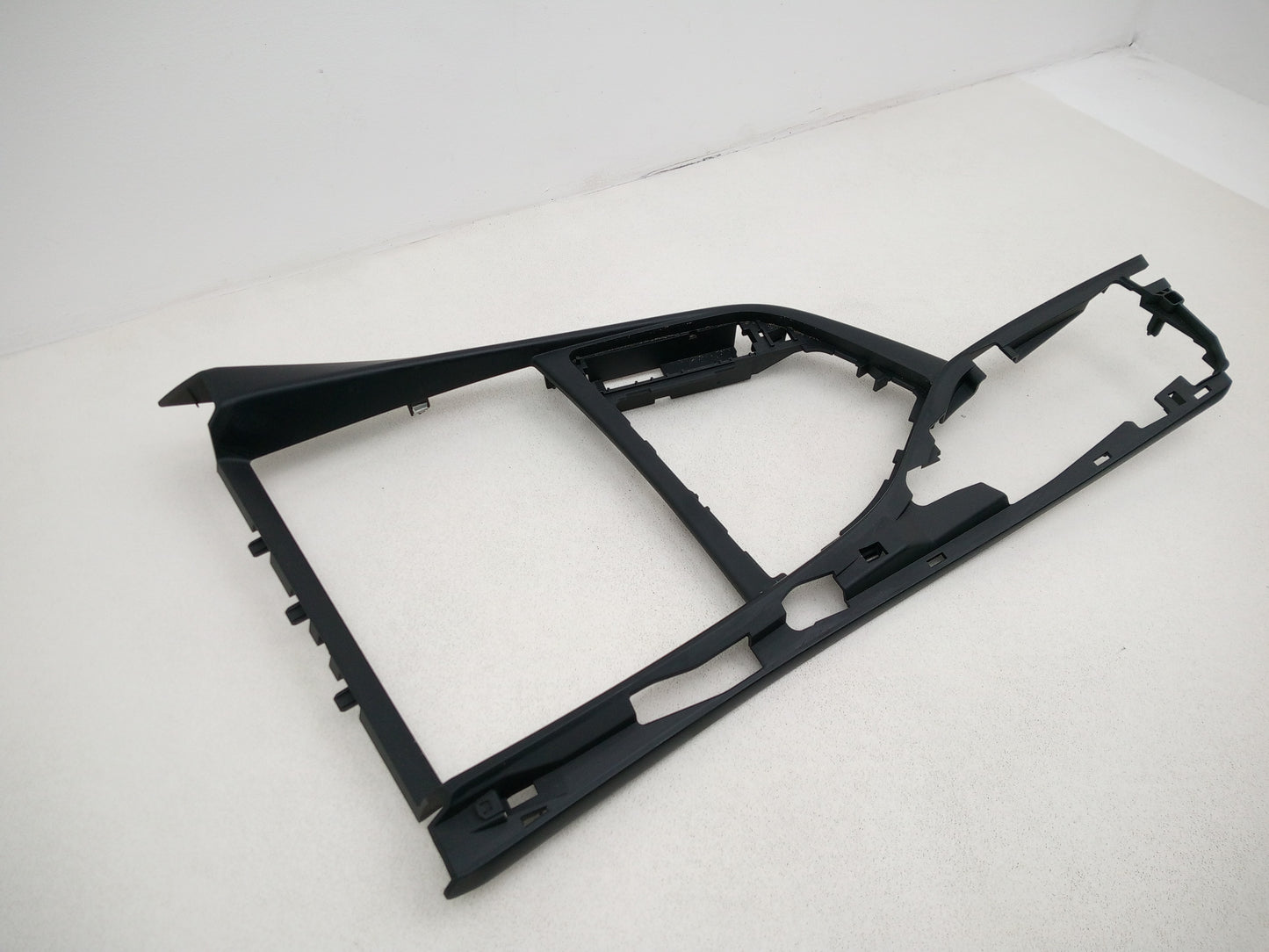 Centre Console Trim  3