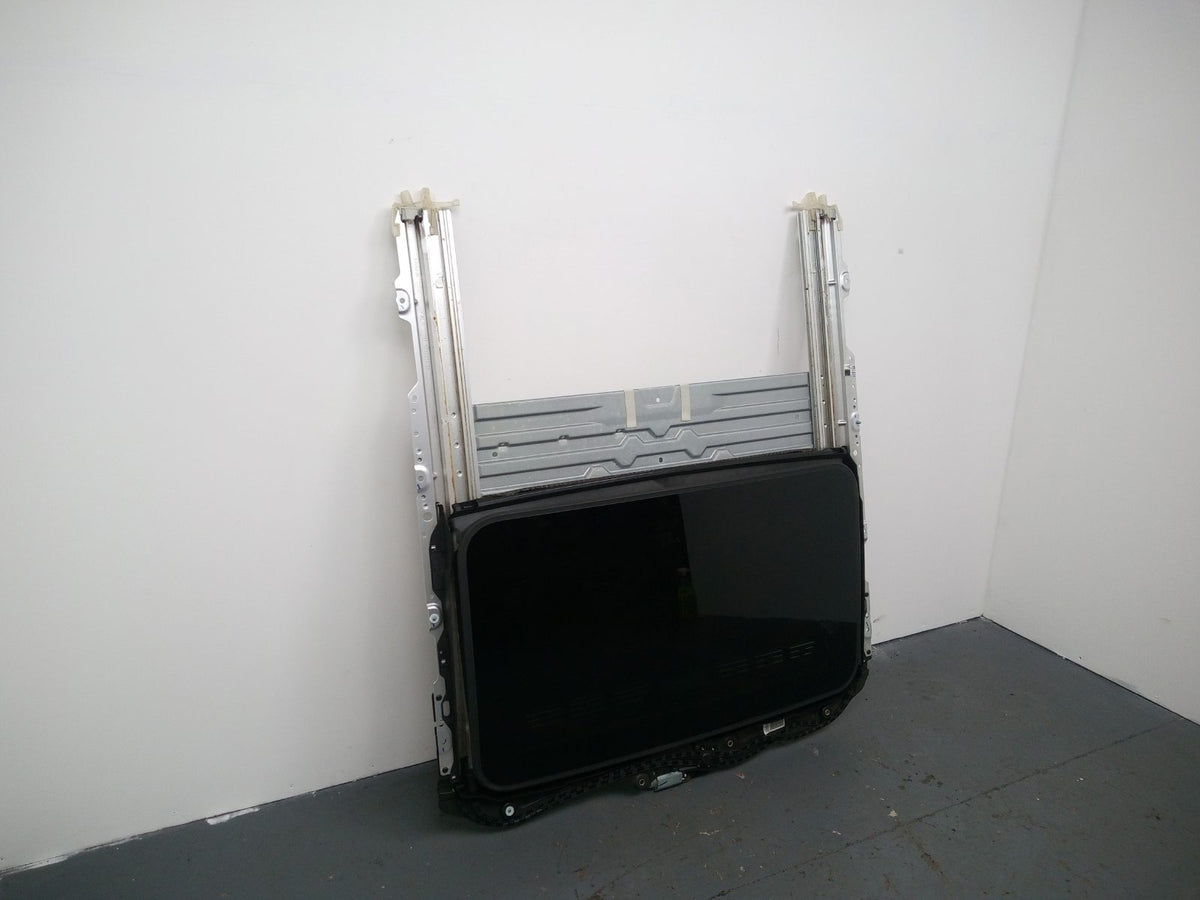 Sunroof Assembly 3
