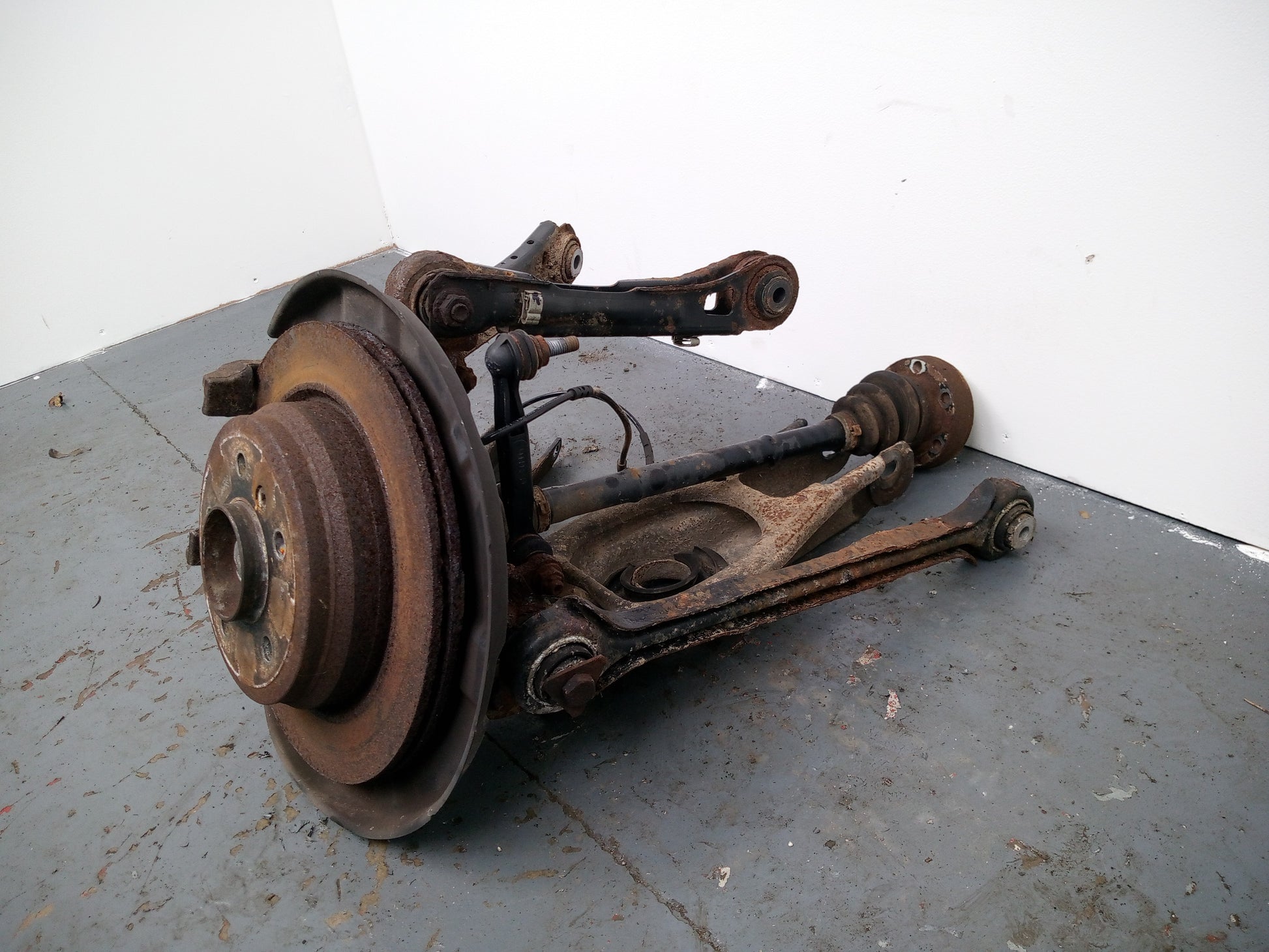 Wheel Hub Rear LH 3