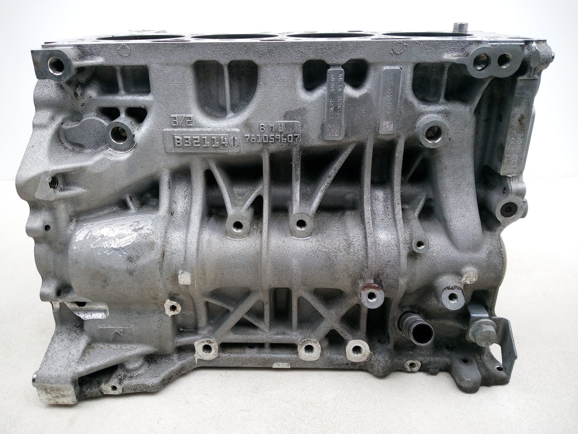 2013 Bmw Manual Complete Engine Block 2.0l N47d20c Series 1, 3, 5 X1, X3 - photo 3