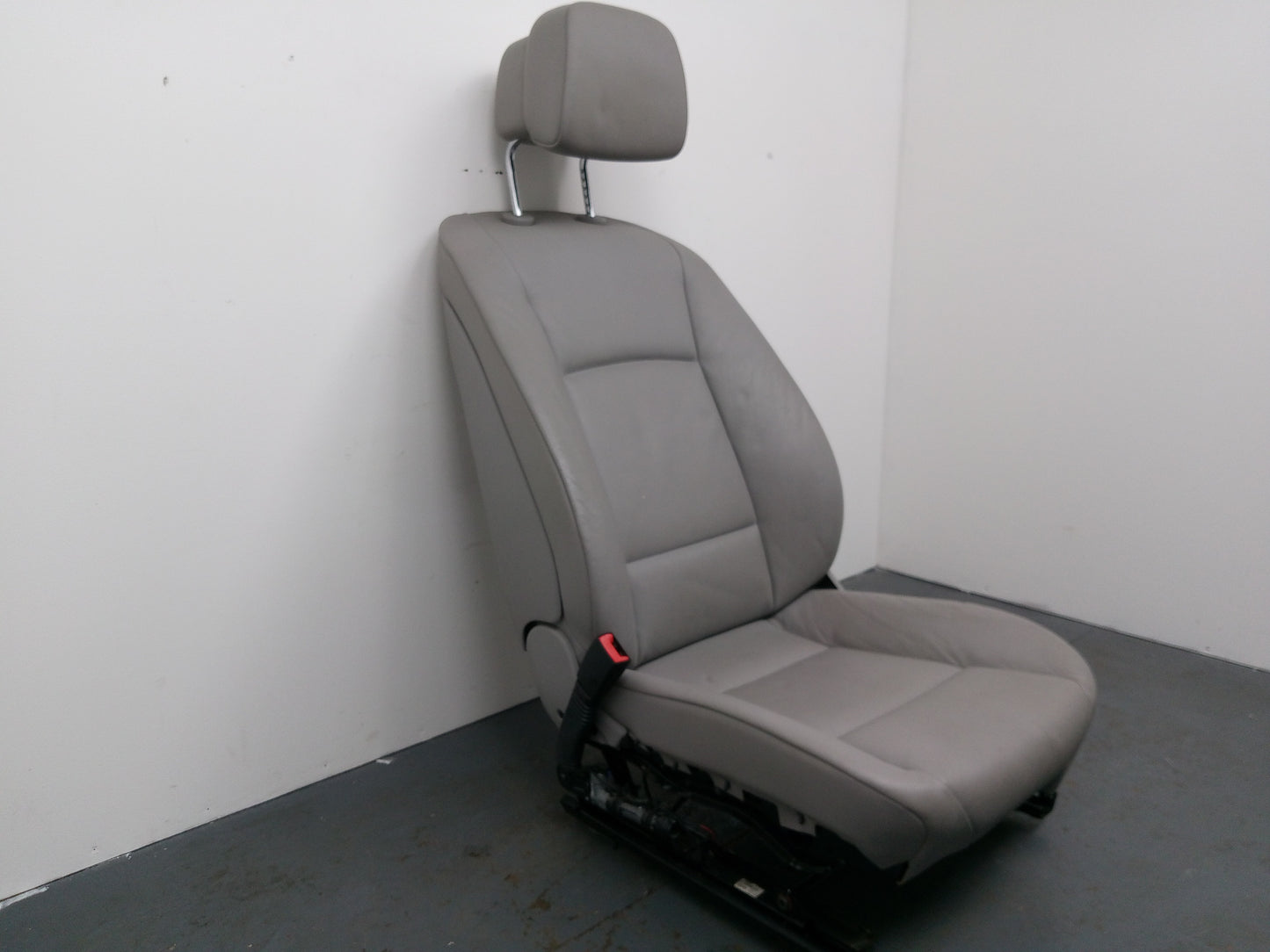 Seat Base Front LH 3