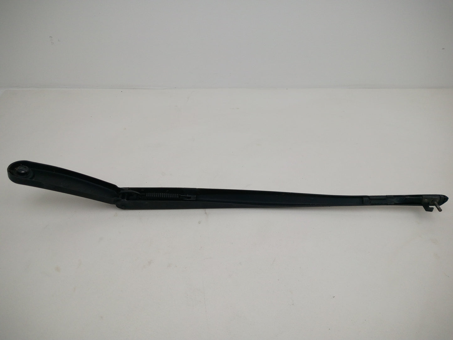 Wiper Front Arm LH 3
