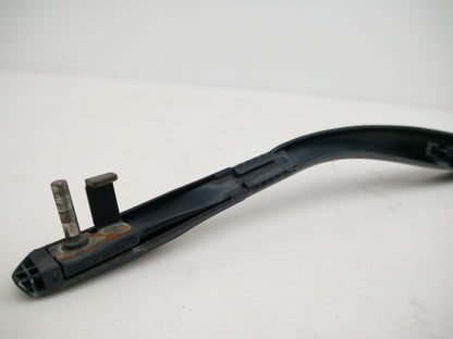 Wiper Front Arm RH 3
