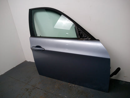 Bmw 3 Series E90 E91 Rh Drivers Side Front Door Blue Water Metallic 896 2005-11 - photo 3