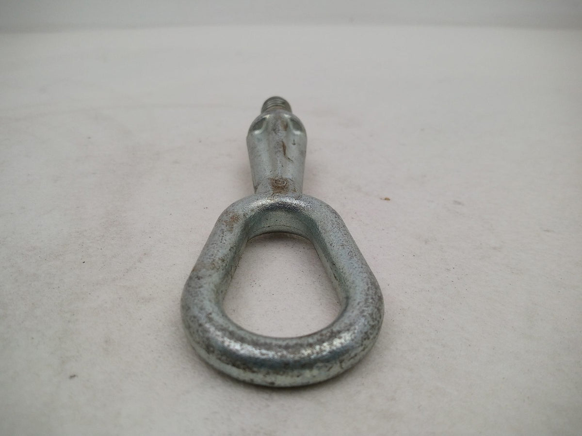 Towing eye 3
