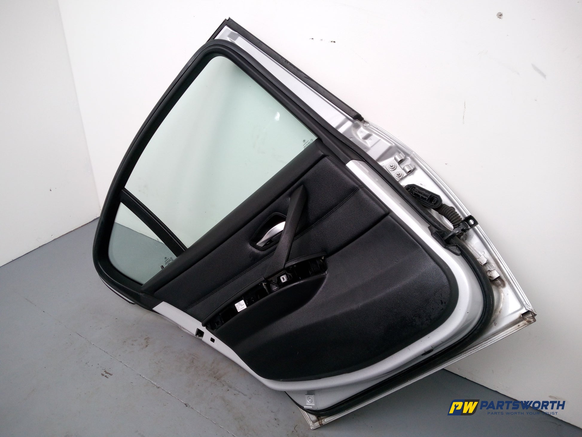 Door Rear LH 9