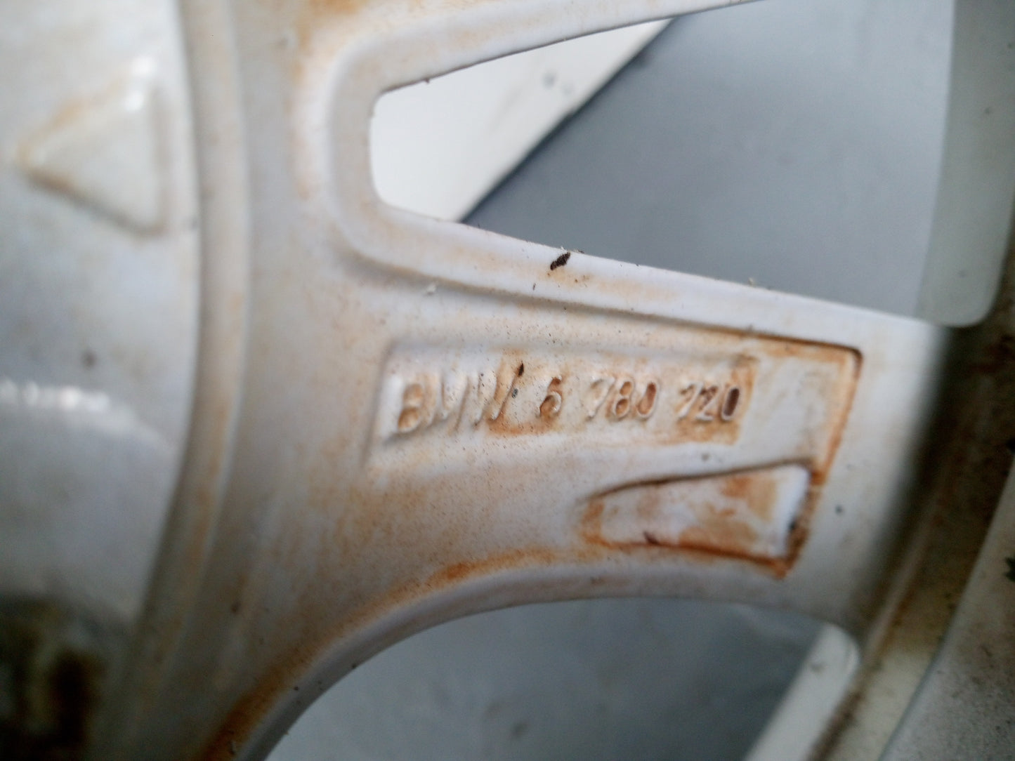 Wheel Road Alloy 22