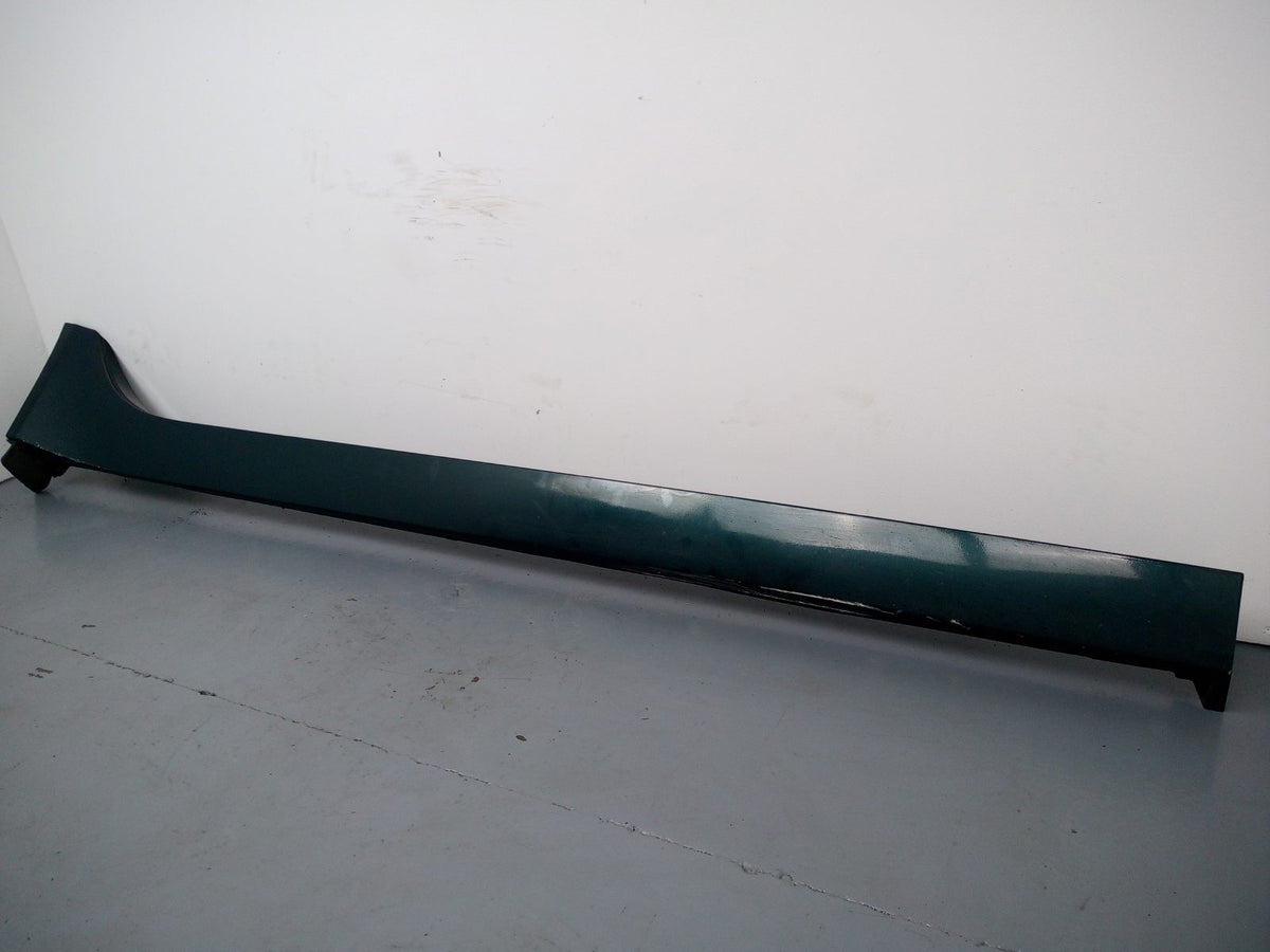 Side Skirt RH 3