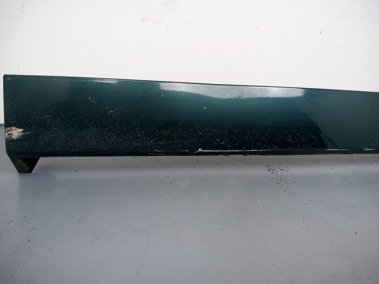 Side Skirt LH 3