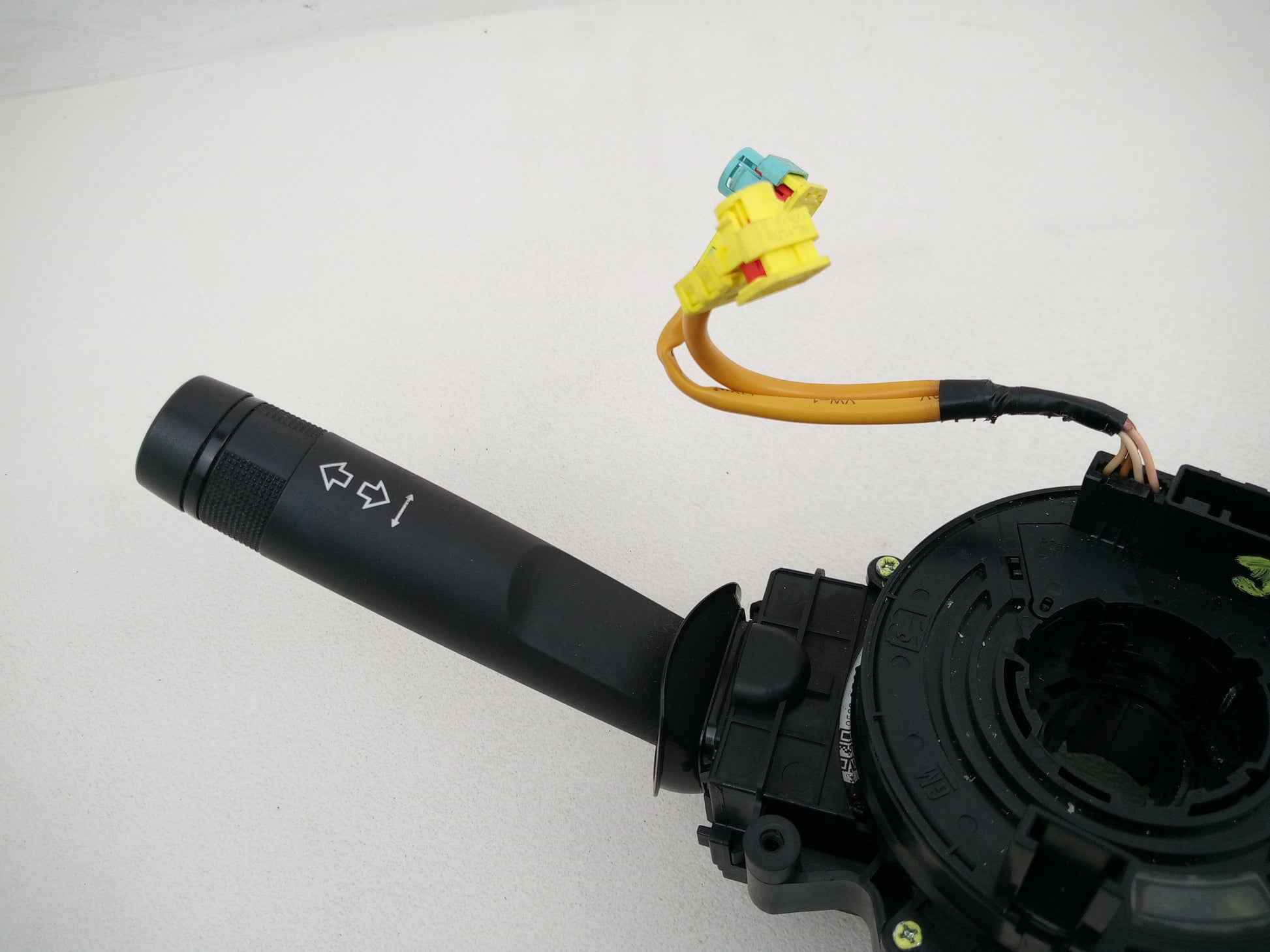 Wiper Stalk, Cruise Control, Gear Selector Stalk  9