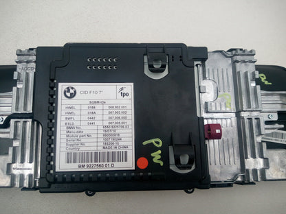 Radio - DAB/CD Player, Display screen + Facia  8