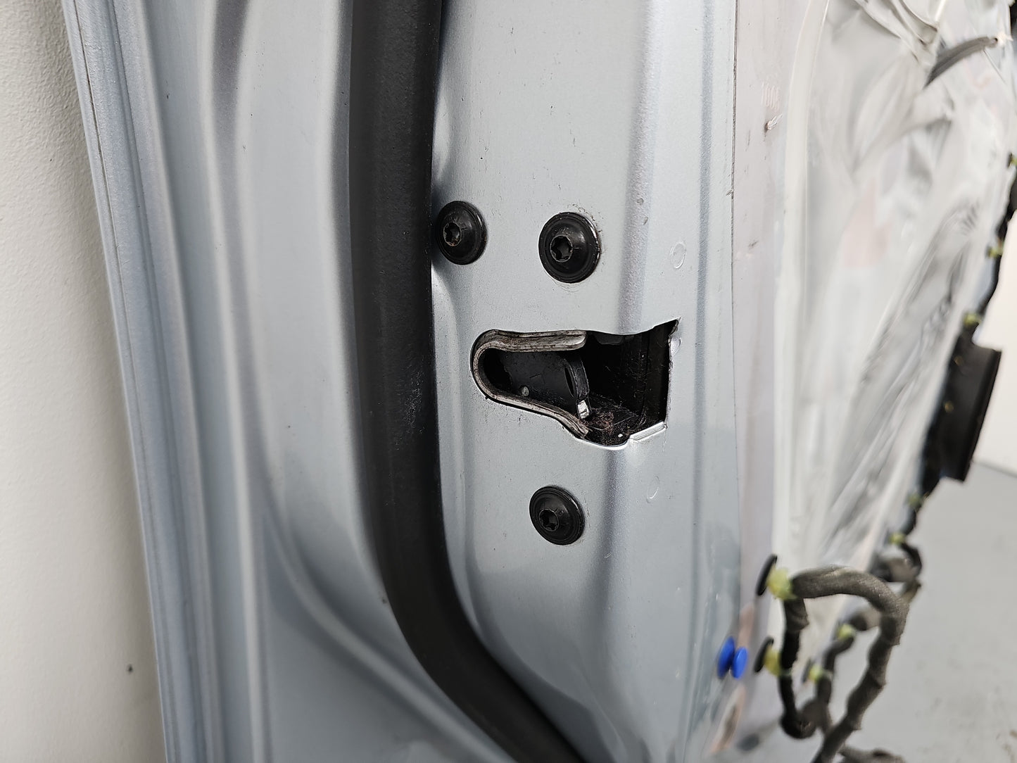 Door Front LH 15