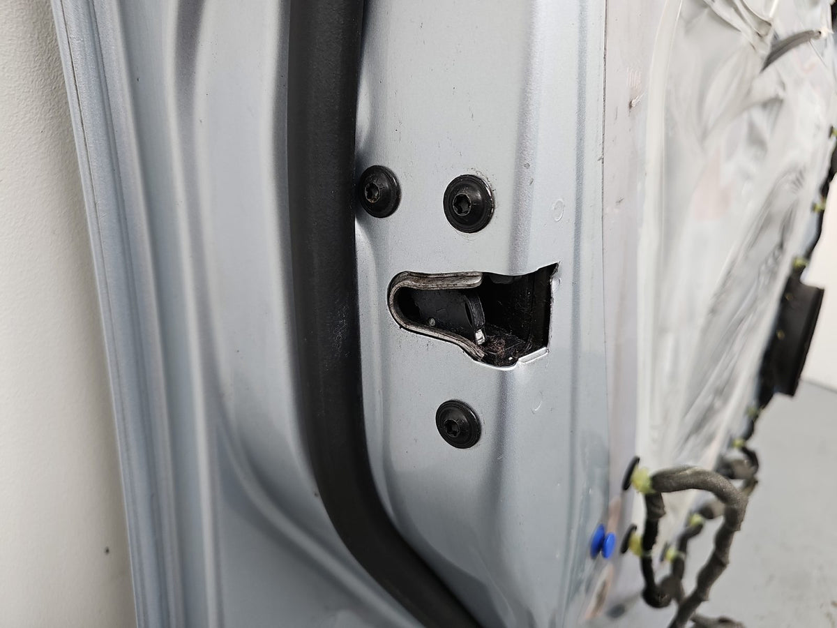 Door Front LH 15