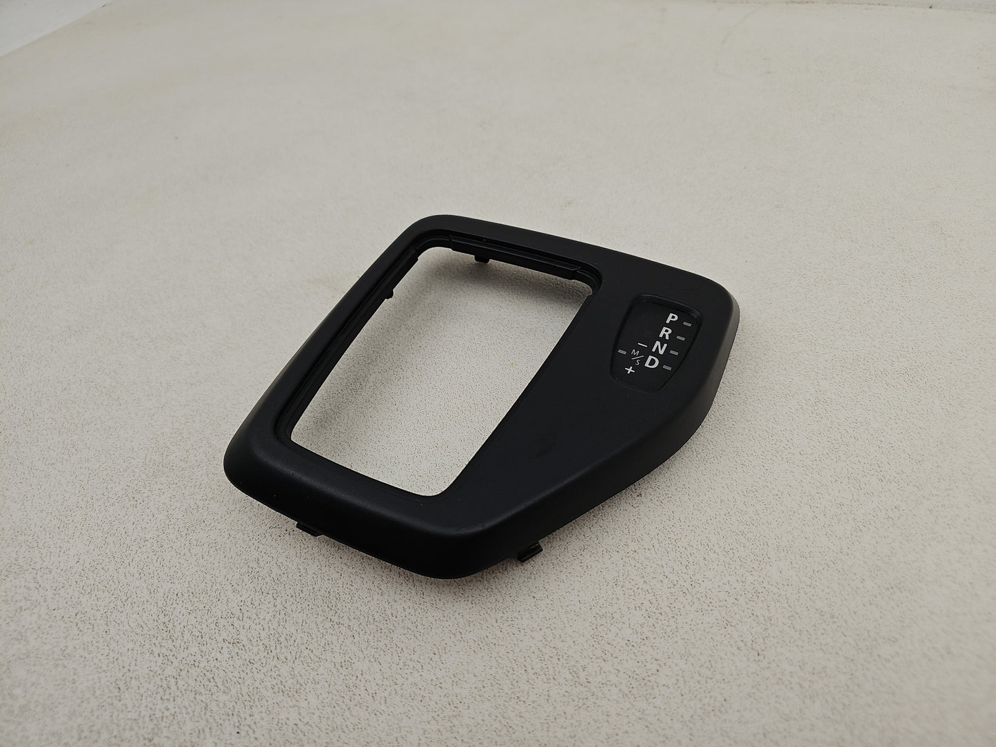 Centre Console Trim  3