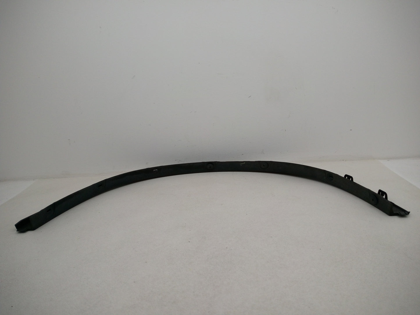 Moulding Wheel Arch Rear RH 3