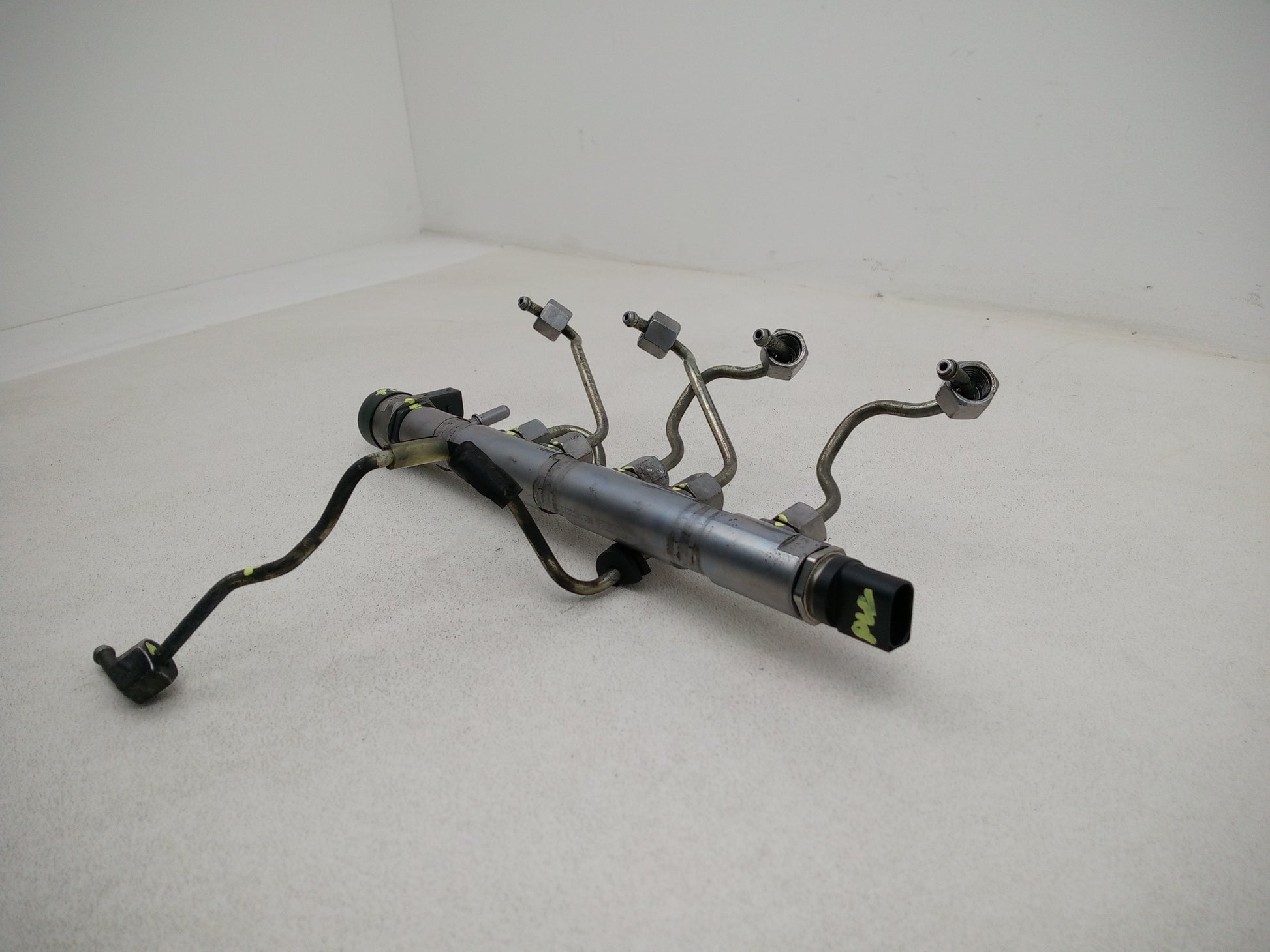 Fuel Rail 3