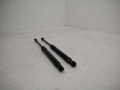 Tailgate Lift Handle 3