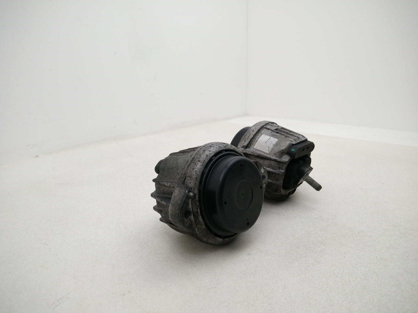 Set Of Engine Mounts LH + RH 3