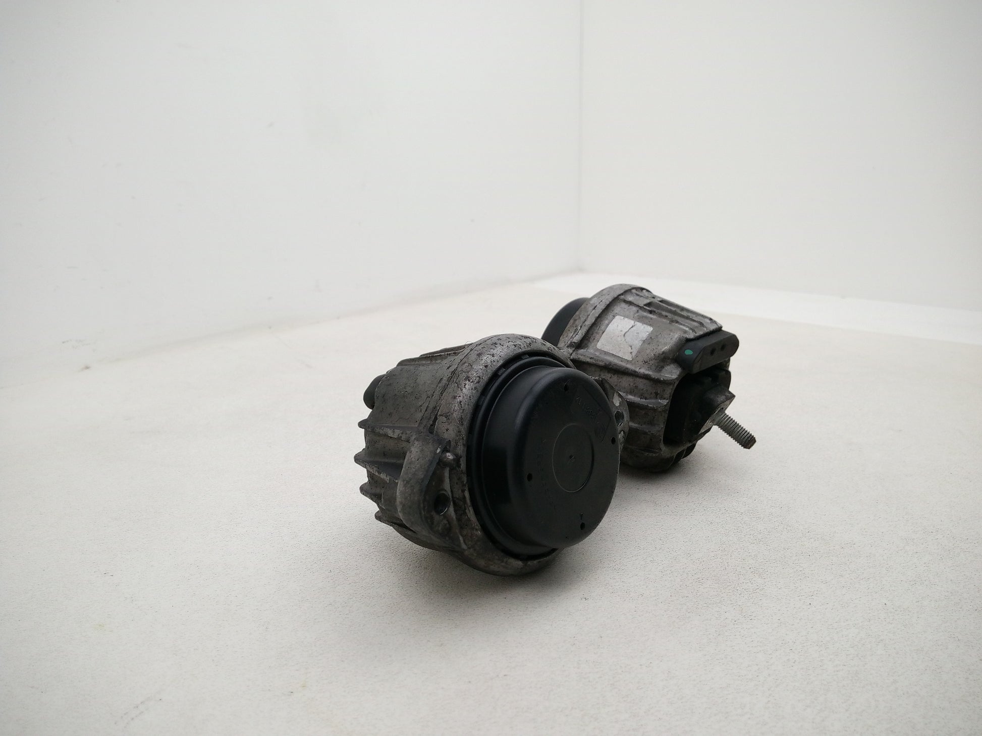 Set Of Engine Mounts LH + RH 3