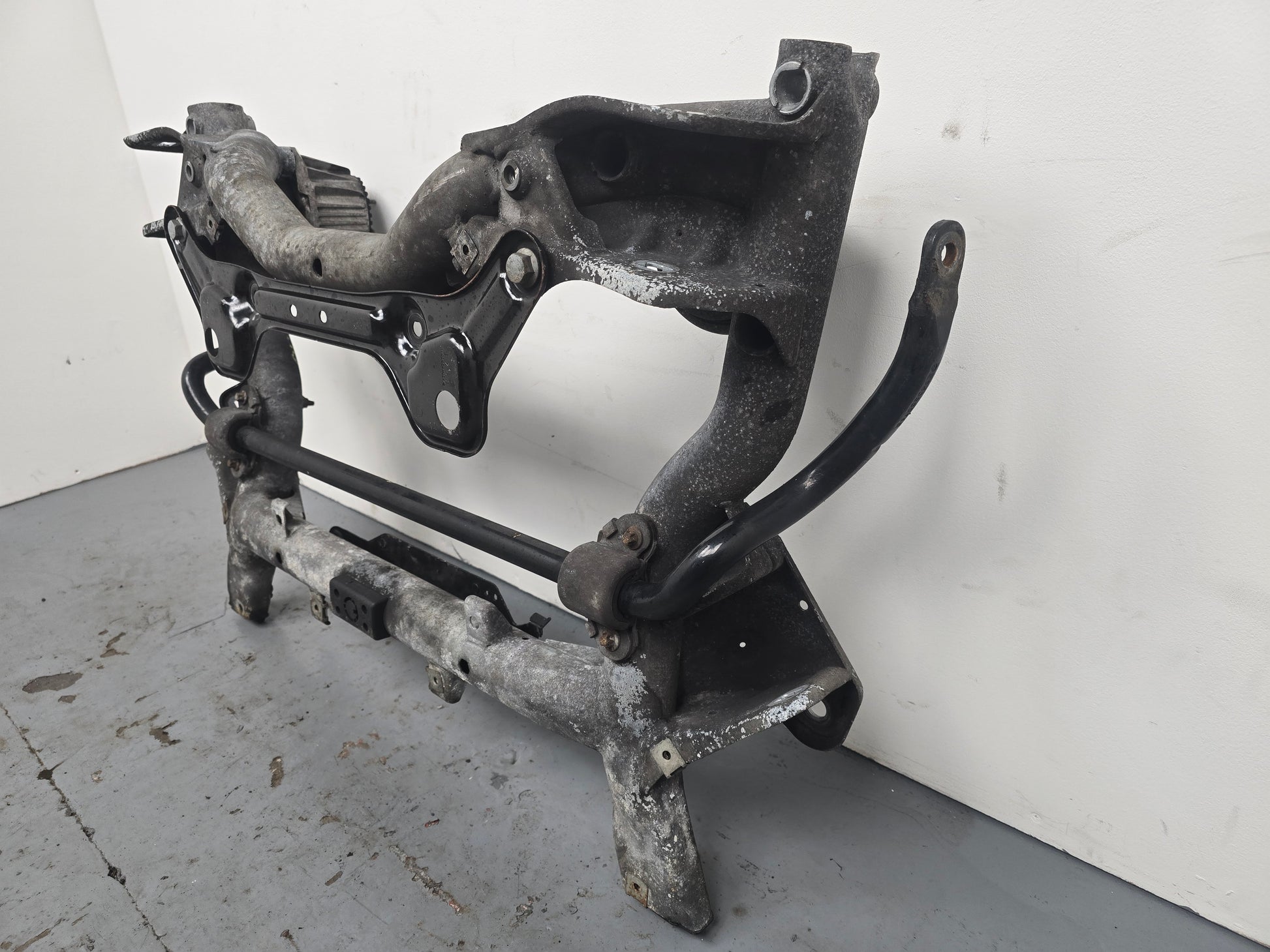 Subframe Front 8