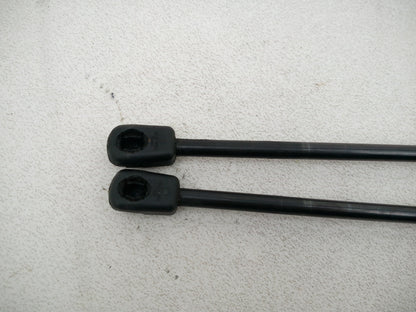 Tailgate Lift Handle 3