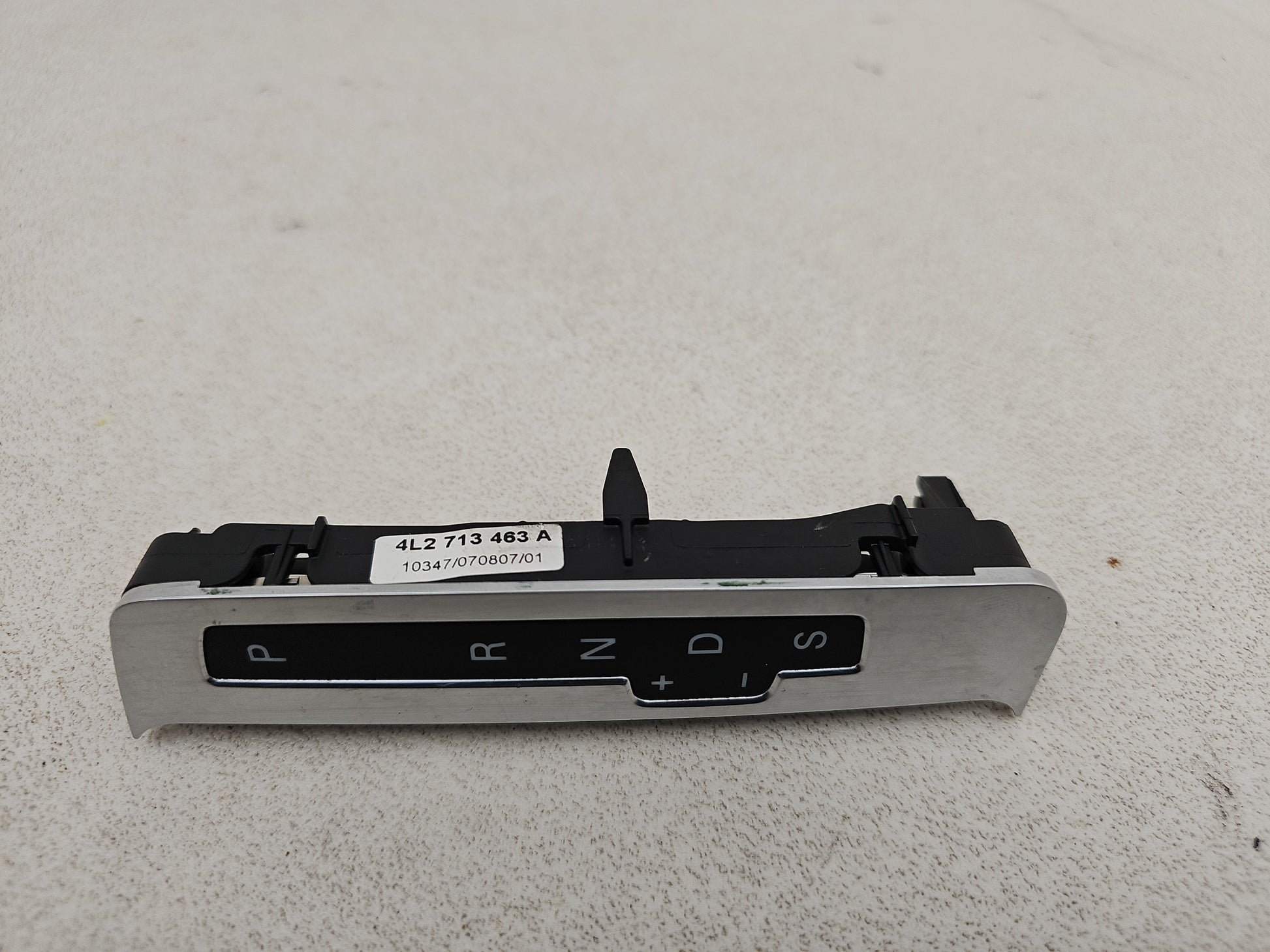 Wiper Stalk, Cruise Control, Gear Selector Stalk  3