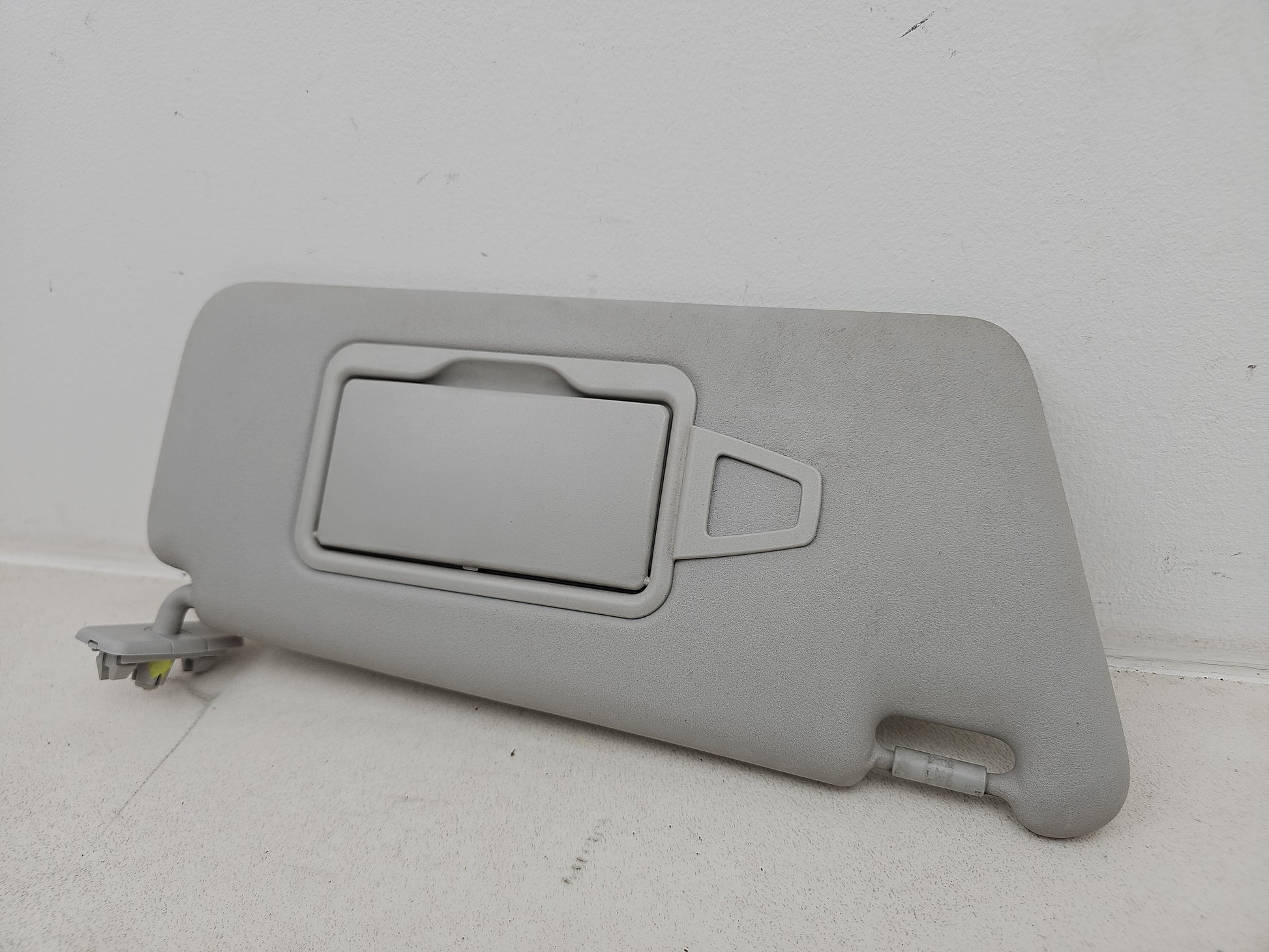Sun Visor RH 3