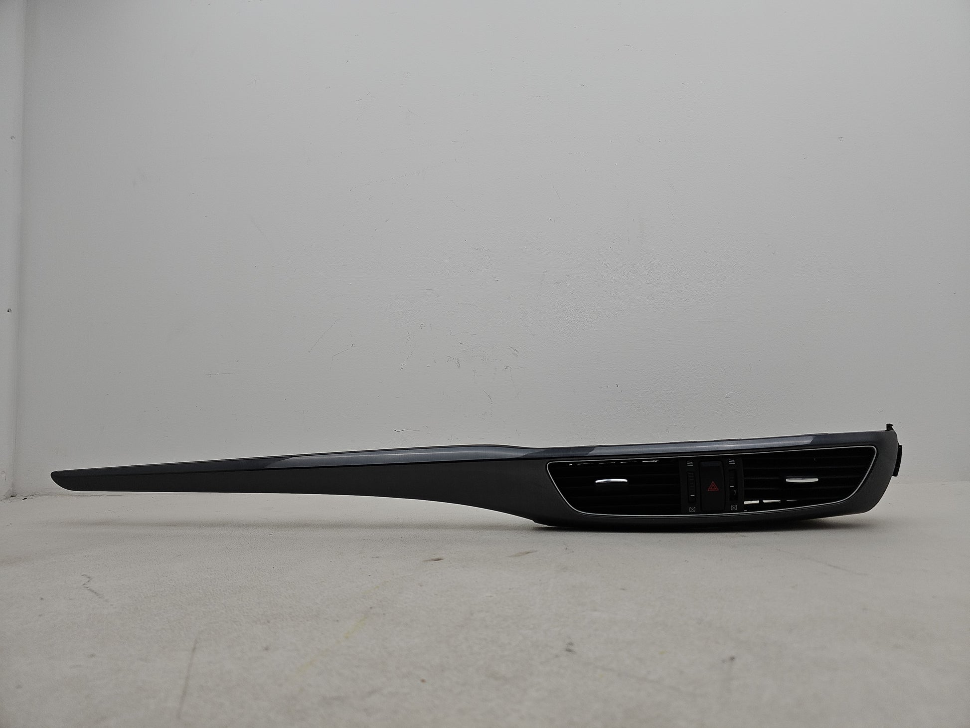 Dashboard Trim With Air Vent  3