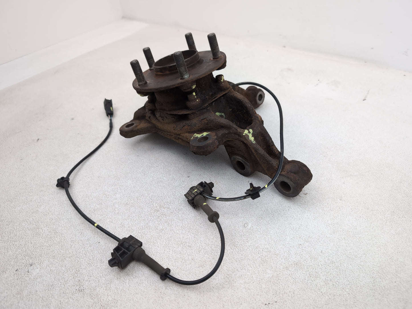 Wheel Hub Front RH 3