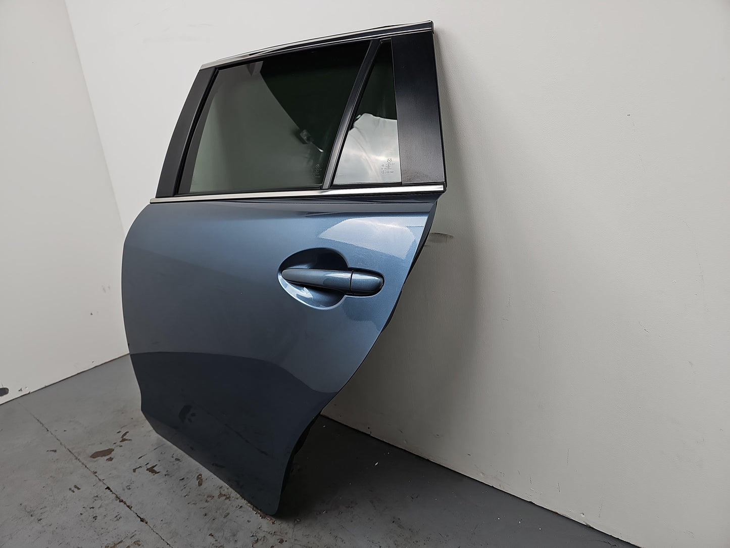 Door Rear LH 3
