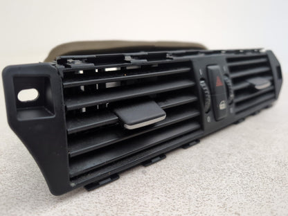 Facia Vent Centre 3