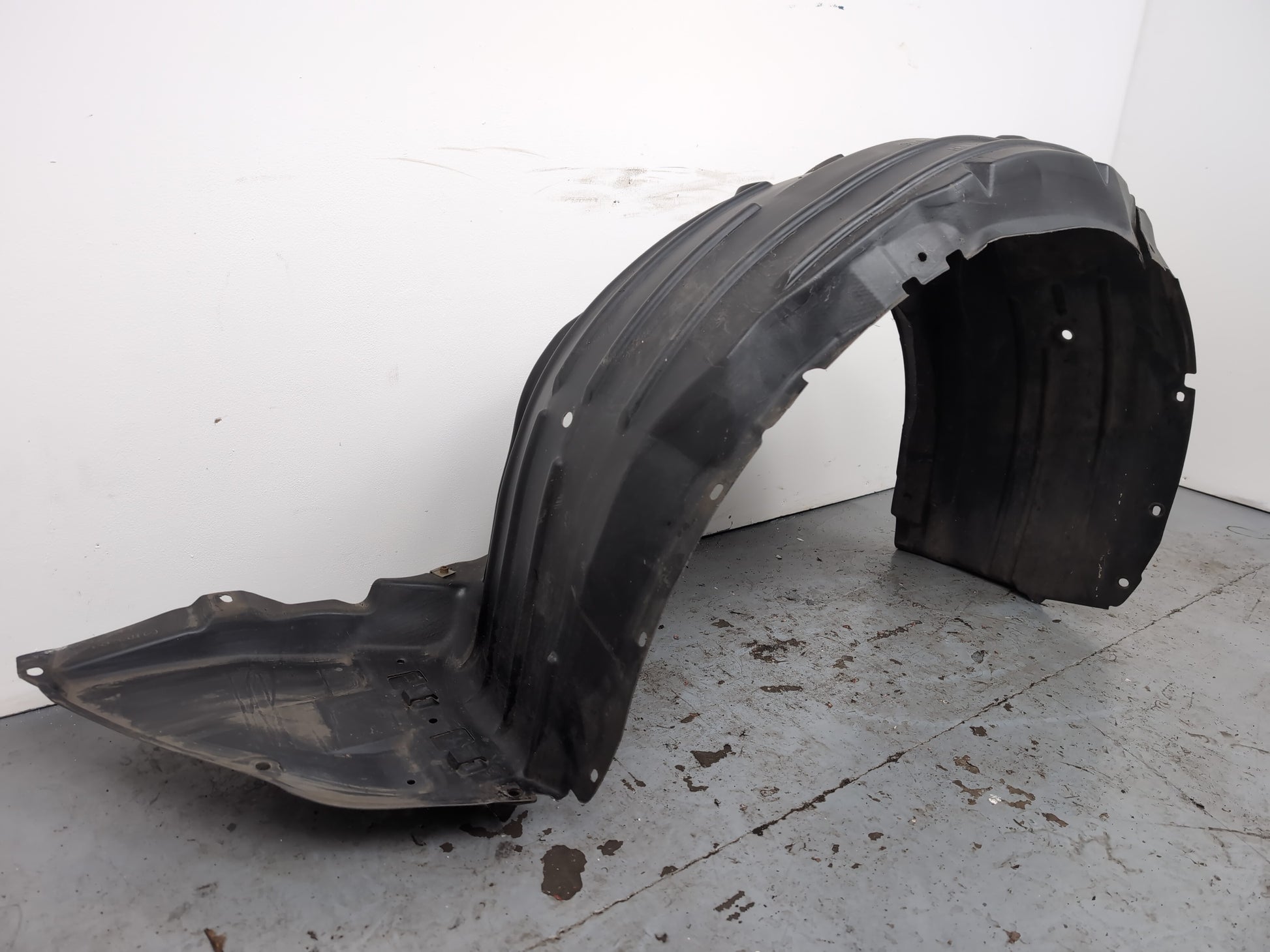Moulding Wheel Arch Rear LH 3