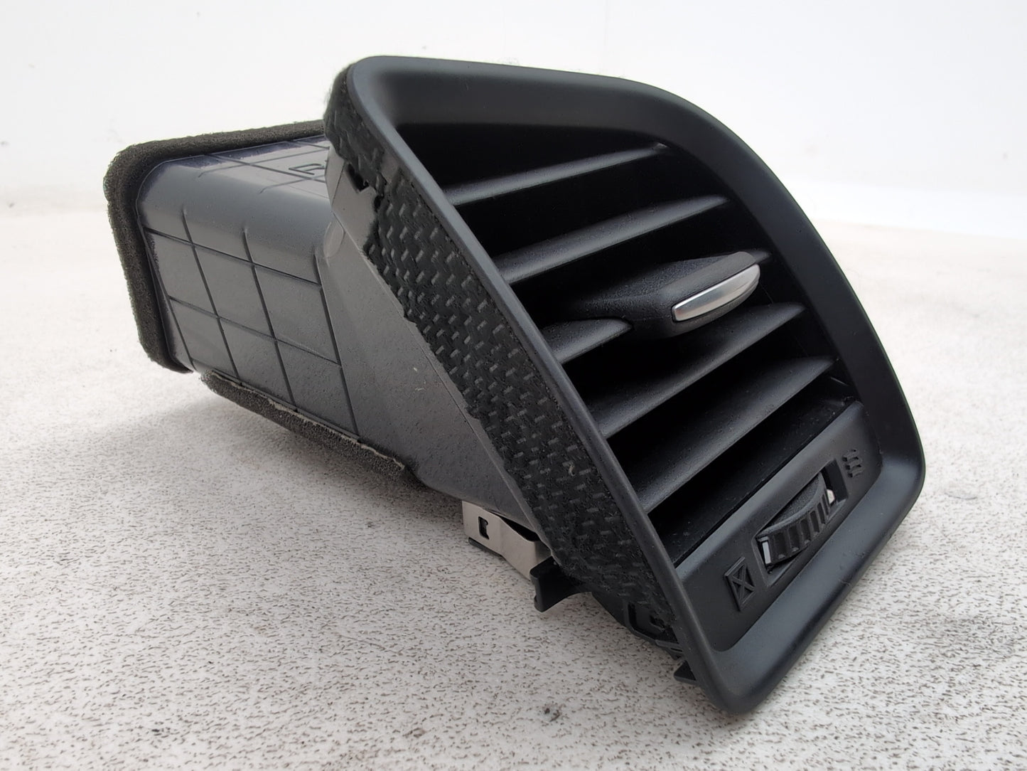 Dashboard Trim With Air Vent  3