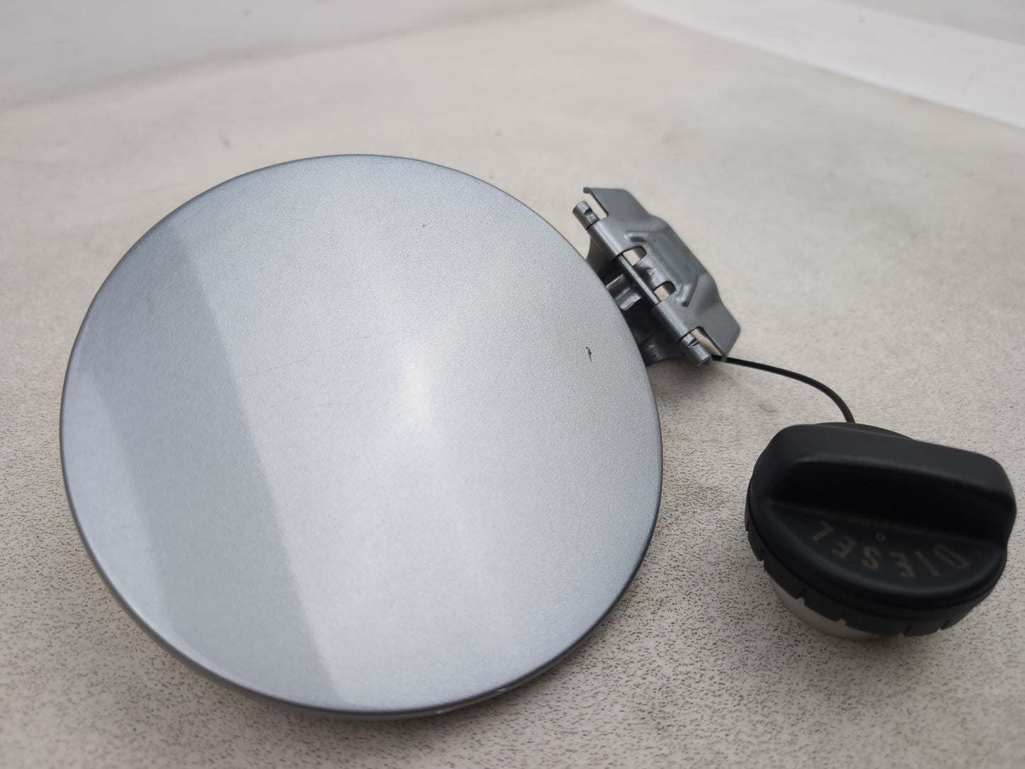 Fuel Filler Flap 3