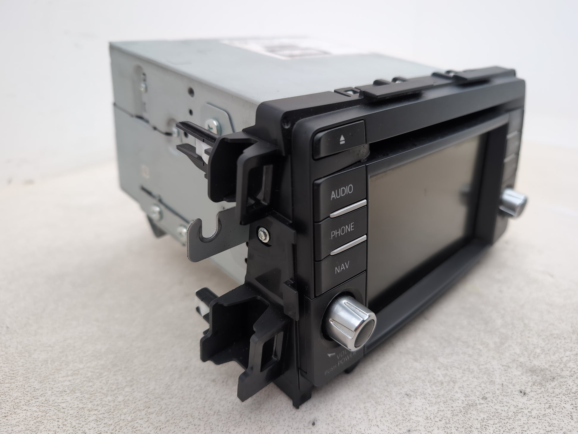 Satellite Navigation Head Unit (SCREEN) 3